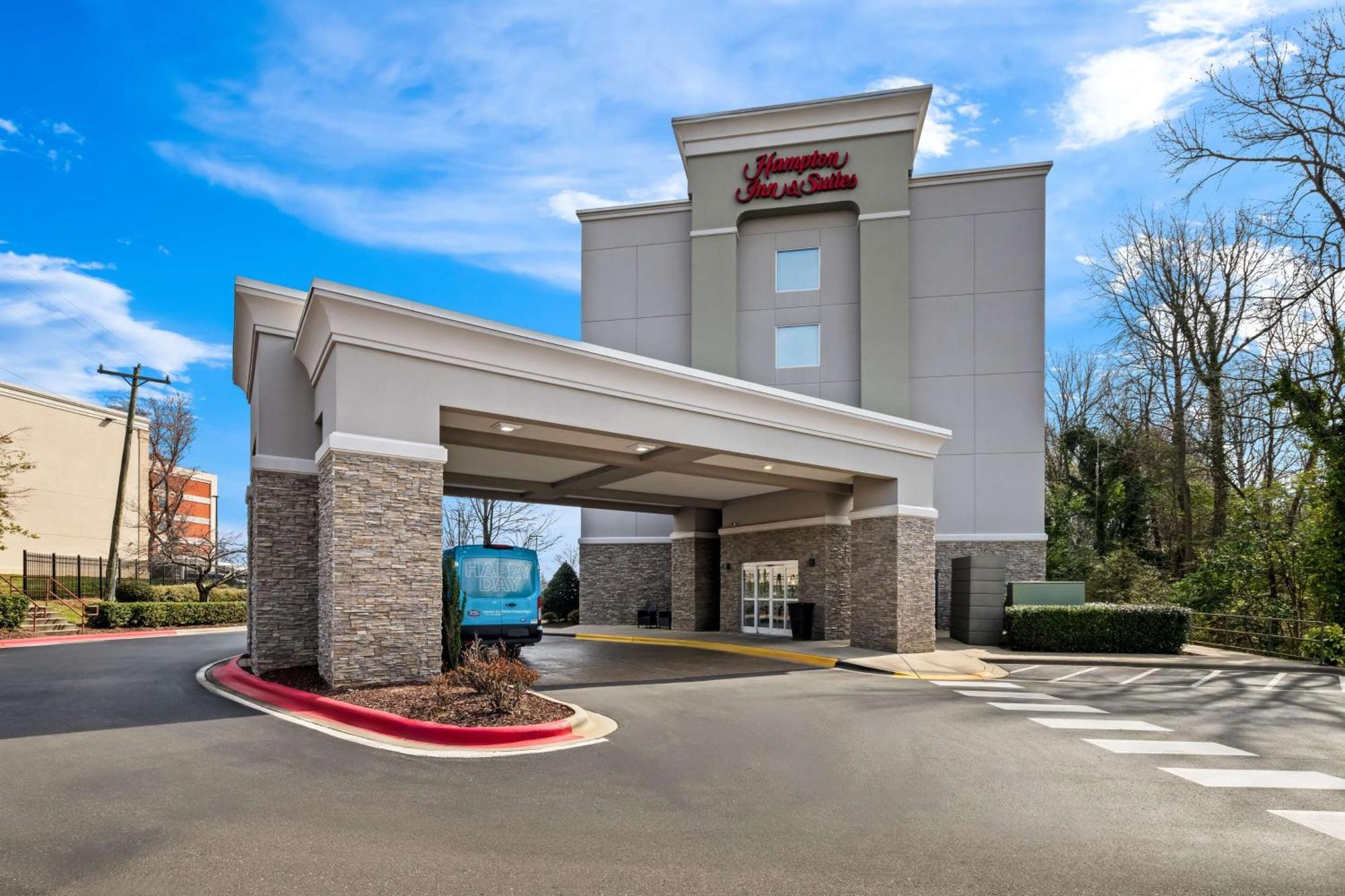 Hampton Inn & Suites Charlotte-Airport Екстериор снимка